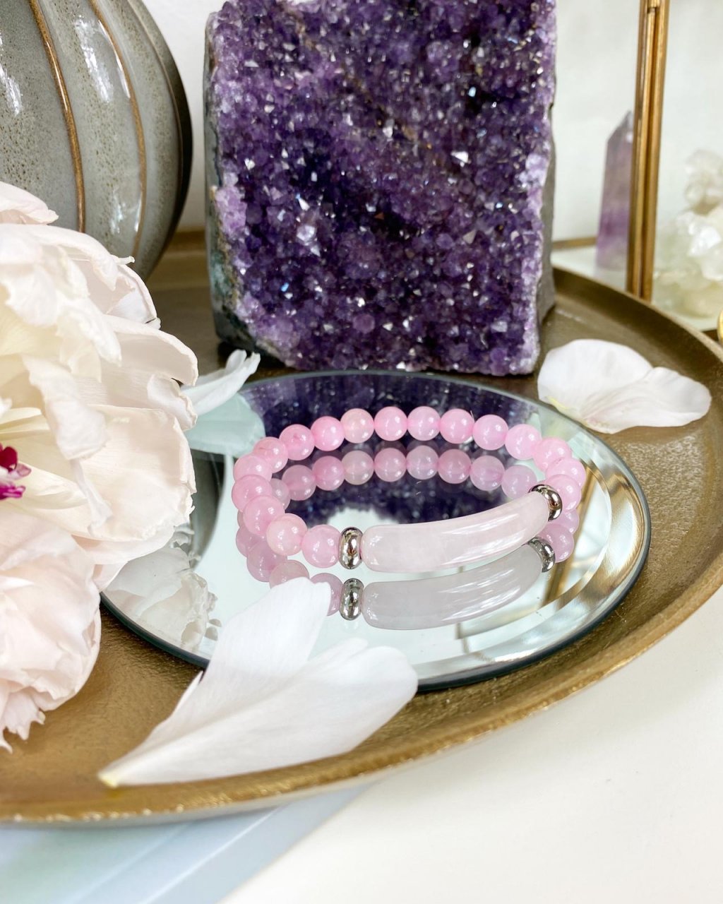 Léčivý náramek z kamene růženín