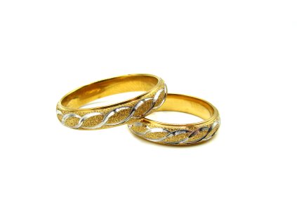zlatý snubní prsten z chirurgické oceli zlatý prsten dámský pánský z chirurgické oceli