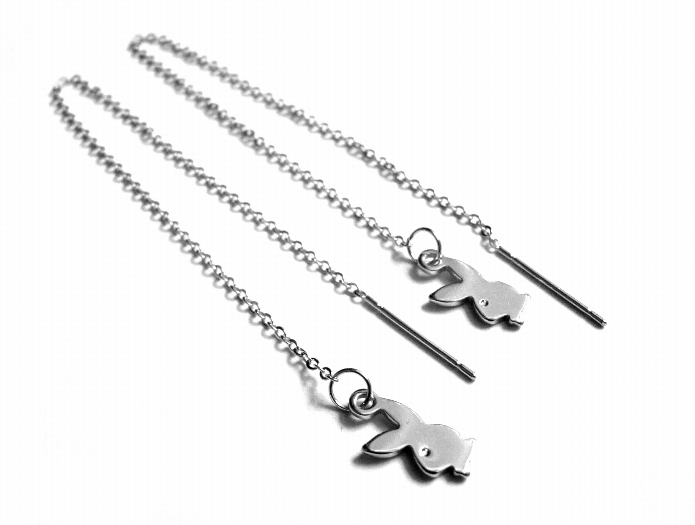 Steel Jewelry Náušnice provlékací playboy z chirurgické oceli NS130142