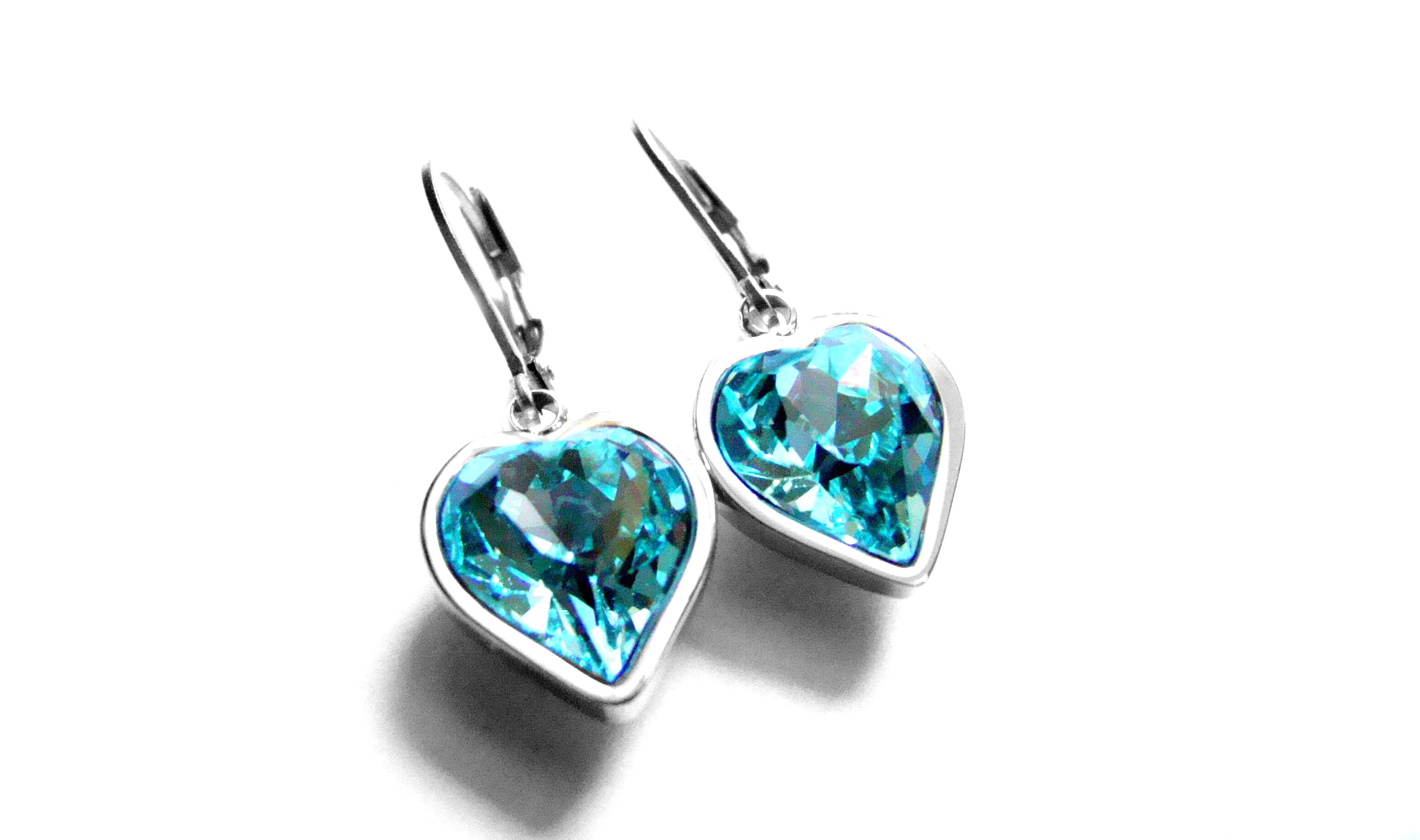 Steel Jewelry Náušnice tyrkysové srdce z chirurgické oceli NS150910