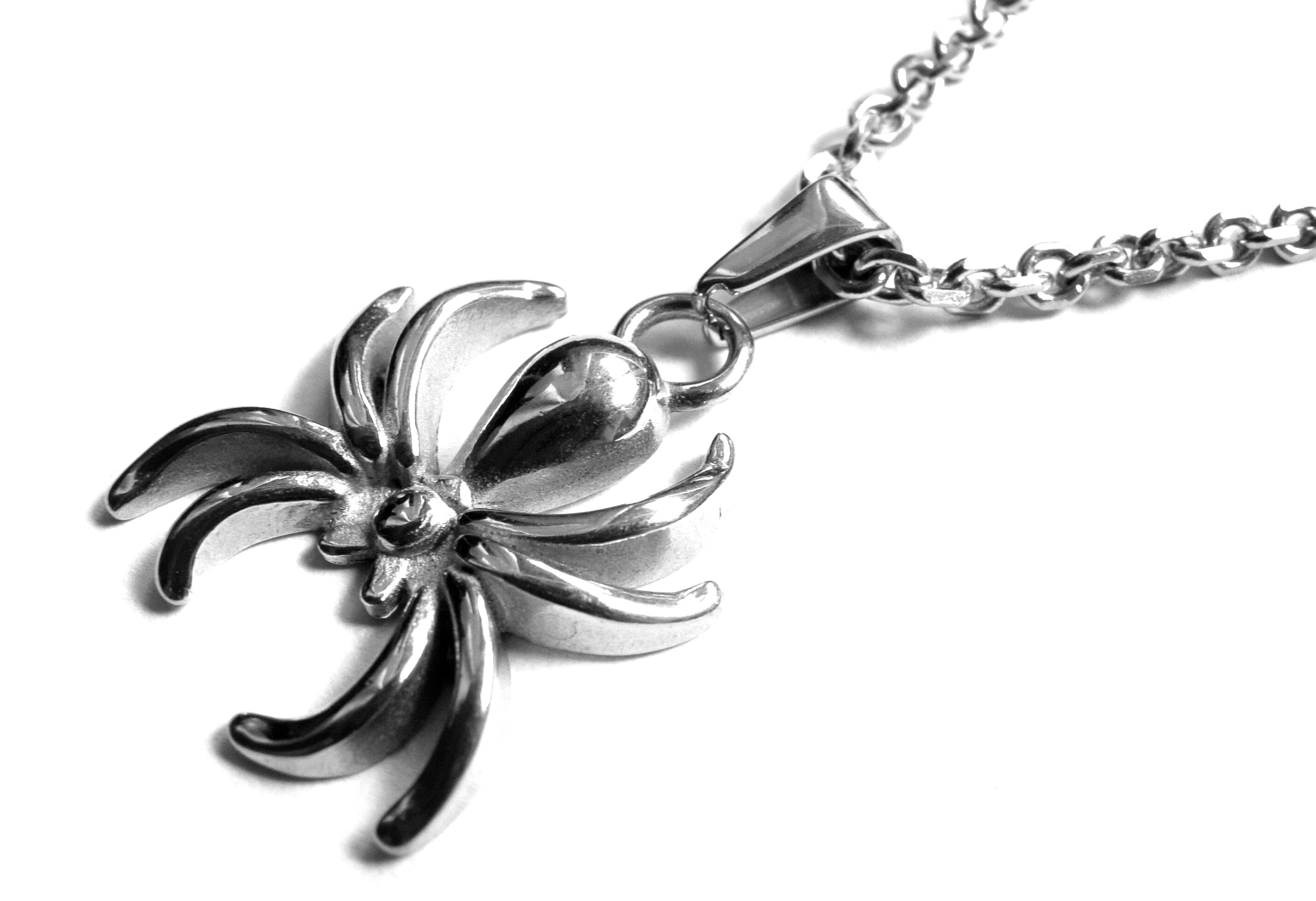Levně Steel Jewelry Náhrdelník pavouk z chirurgické oceli NH160319