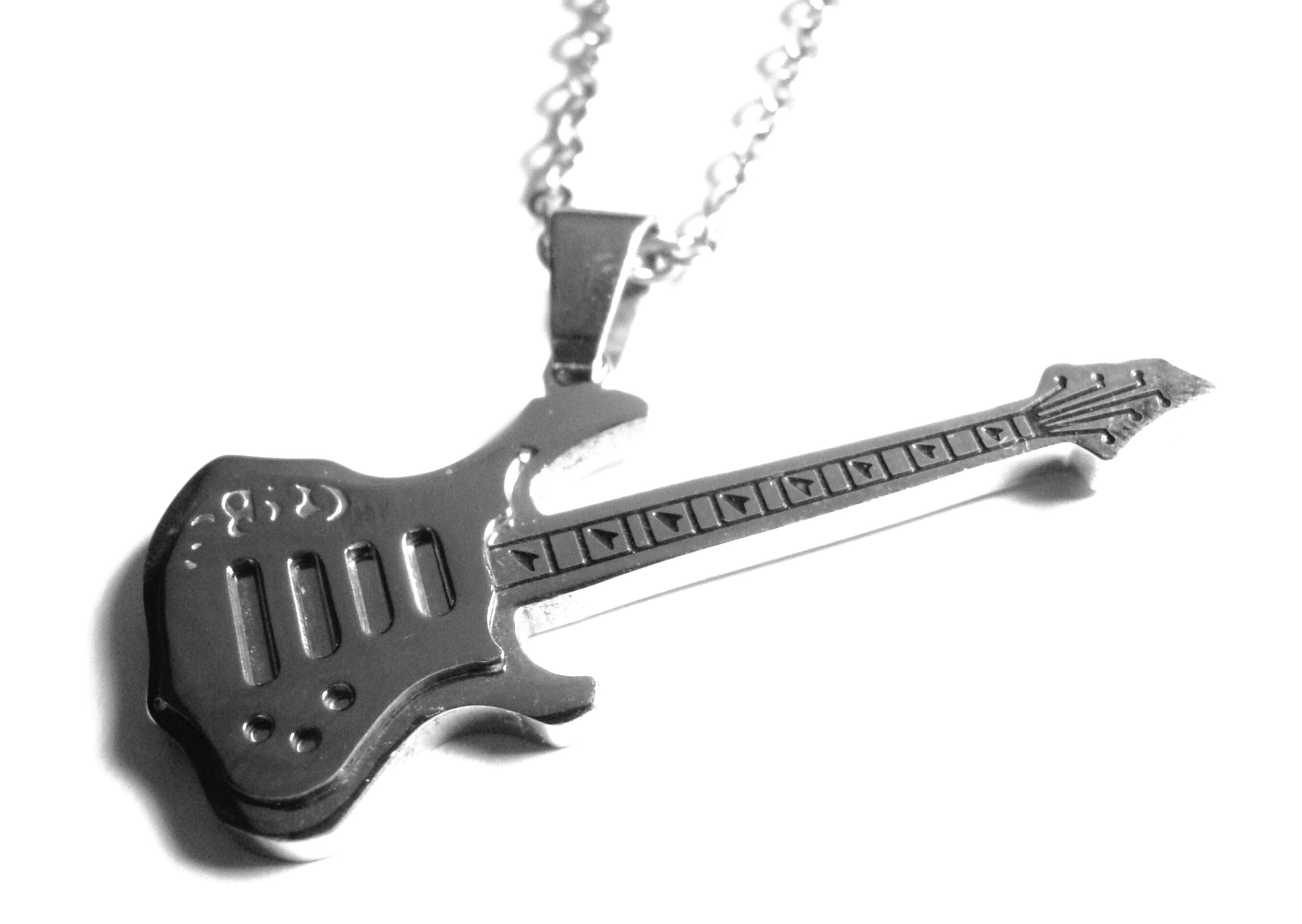 Levně Steel Jewelry Náhrdelník kytara z chirurgické oceli NH150330