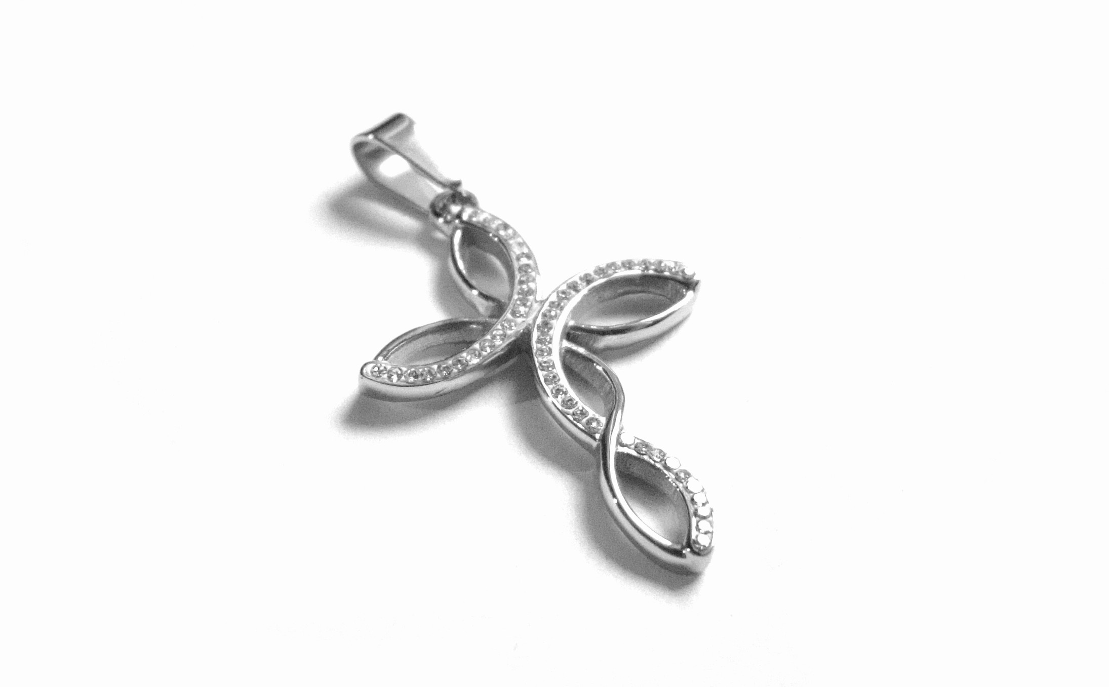 Steel Jewelry Přívěsek křížek s krystalky z chirurgické oceli PR130164