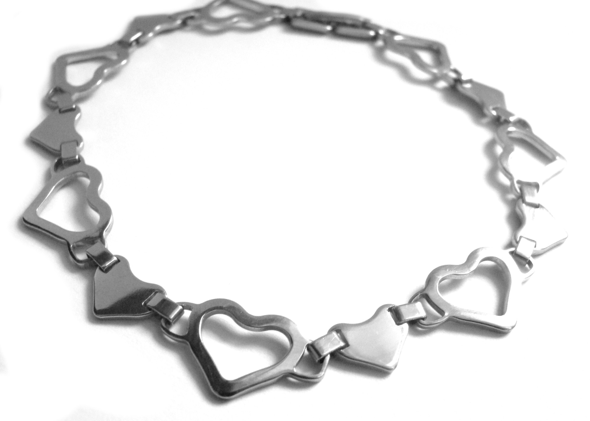 Steel Jewelry Náramek srdíčka z chirurgické oceli NR150229