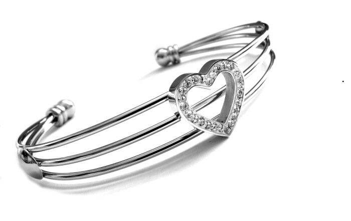 Steel Jewelry Náramek srdce z chirurgické oceli NR500550
