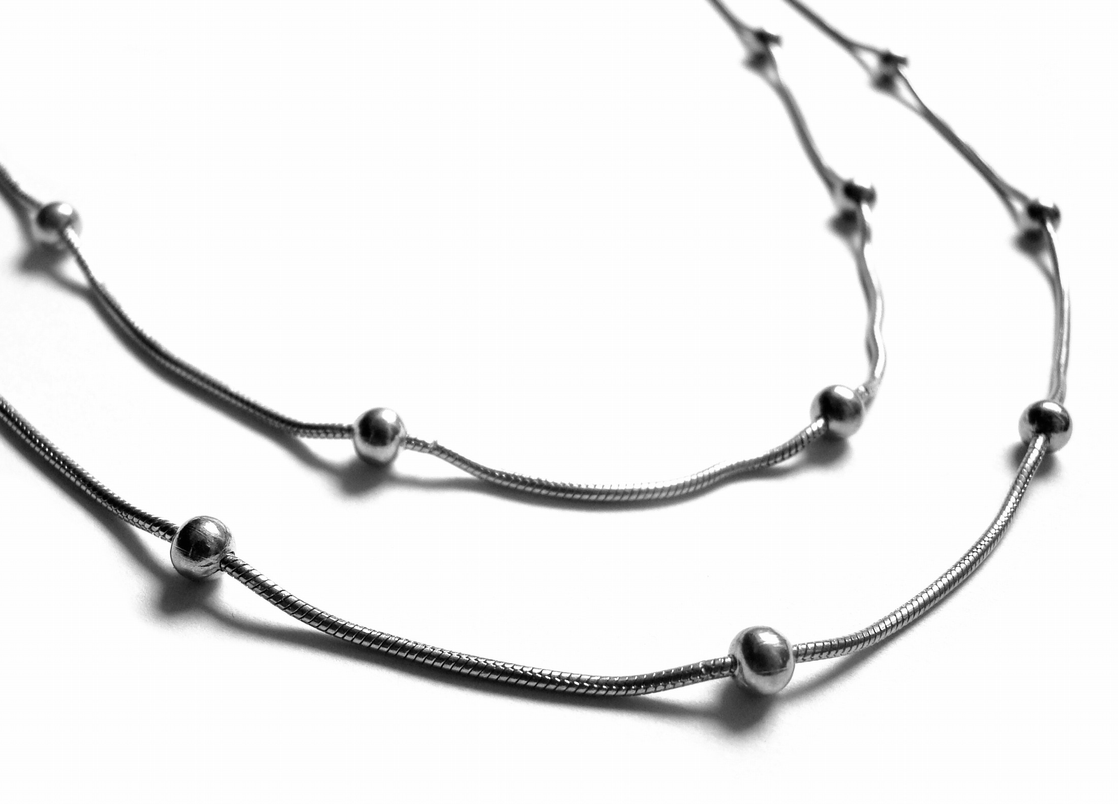 Steel Jewelry Řetízek jemný s kuličkami z chirurgické oceli NH150410