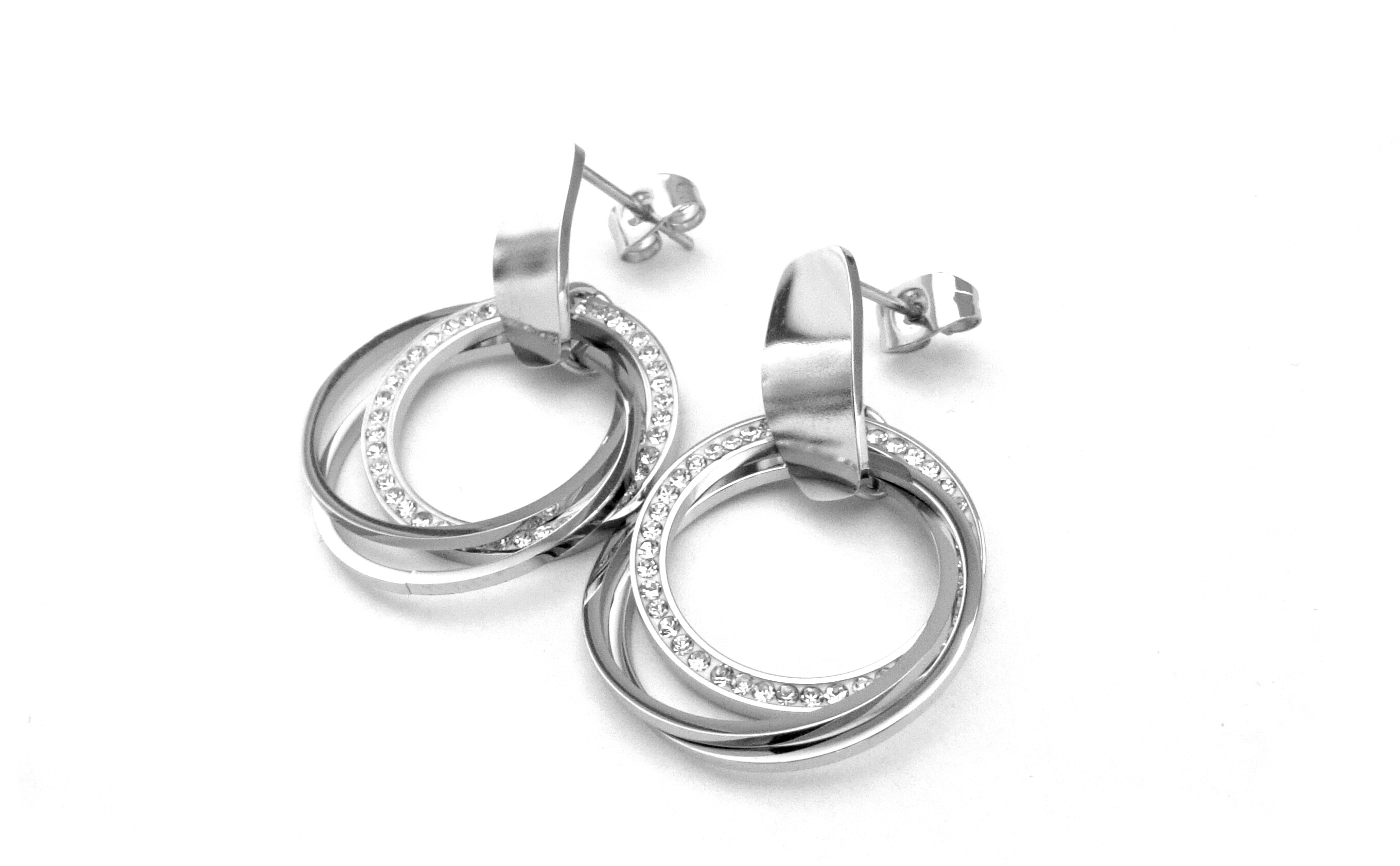 Steel Jewelry Náušnice propojené kroužky z chirurgické oceli NS140215