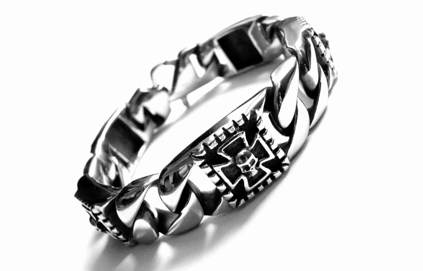 Steel Jewelry Náramek masivní motorkářský z chirurgické oceli NR150405