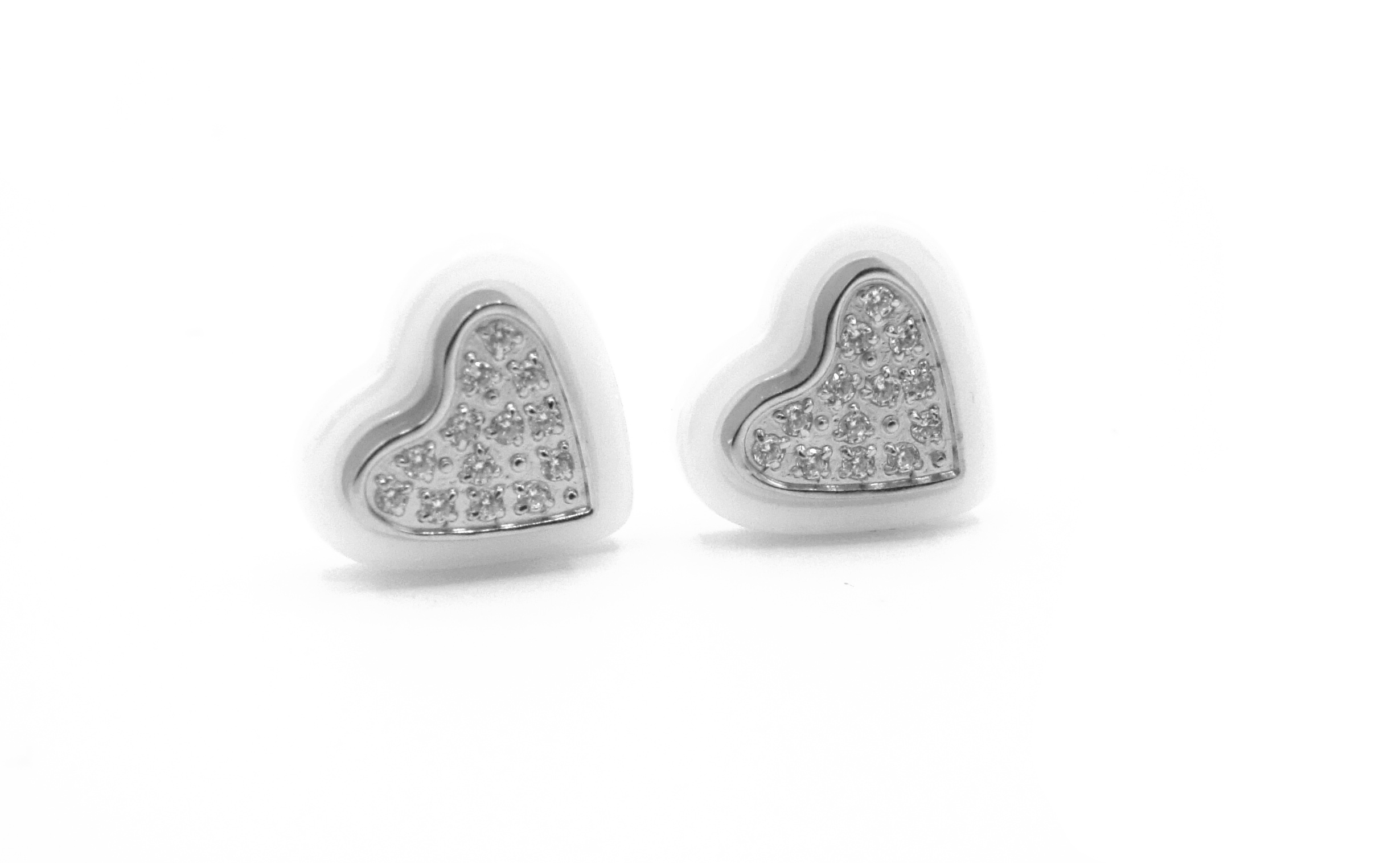Steel Jewelry Náušnice srdce z chirurgické oceli a keramiky NS220115