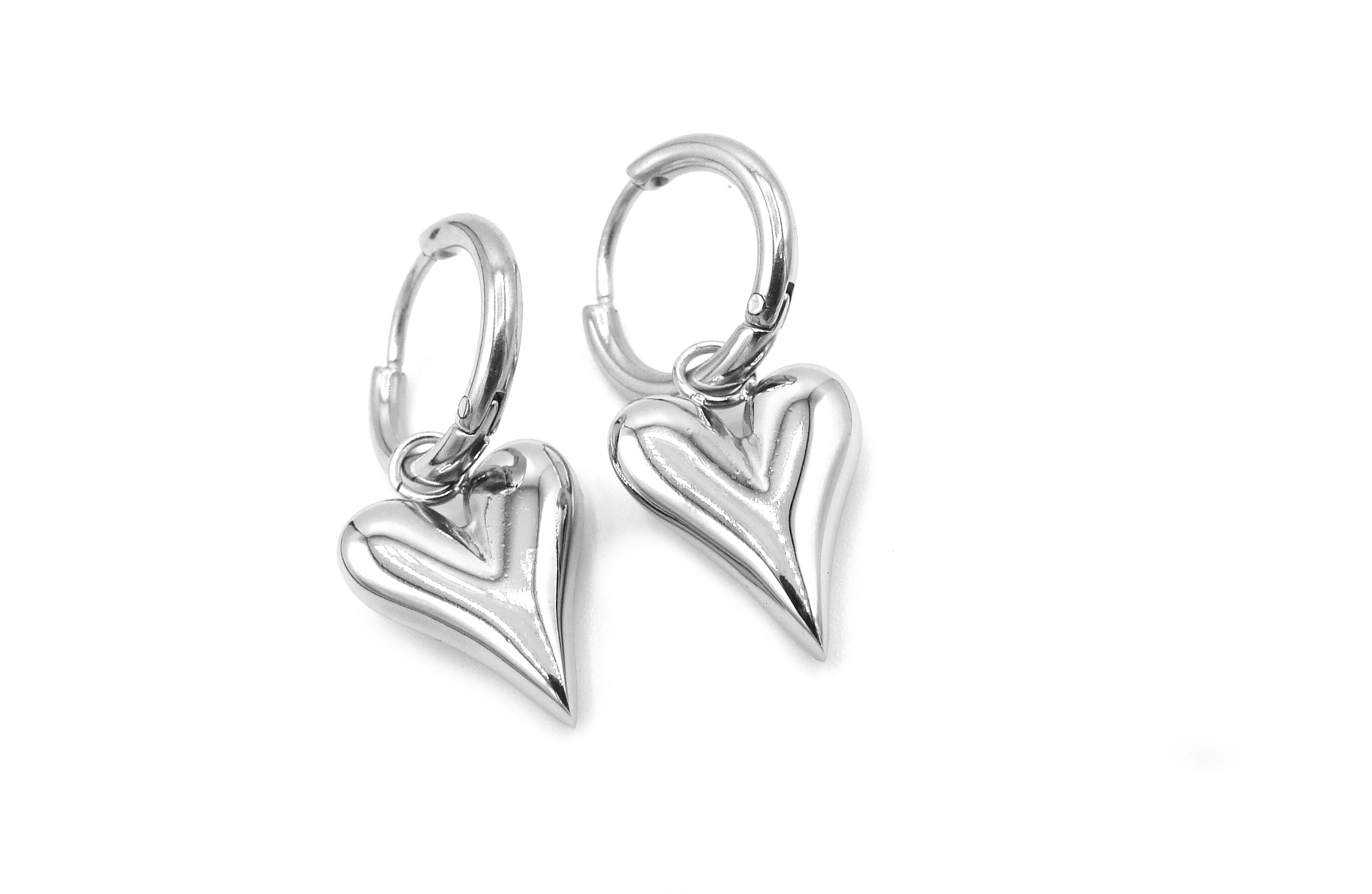 Steel Jewelry Náušnice srdce z chirurgické oceli NS220232