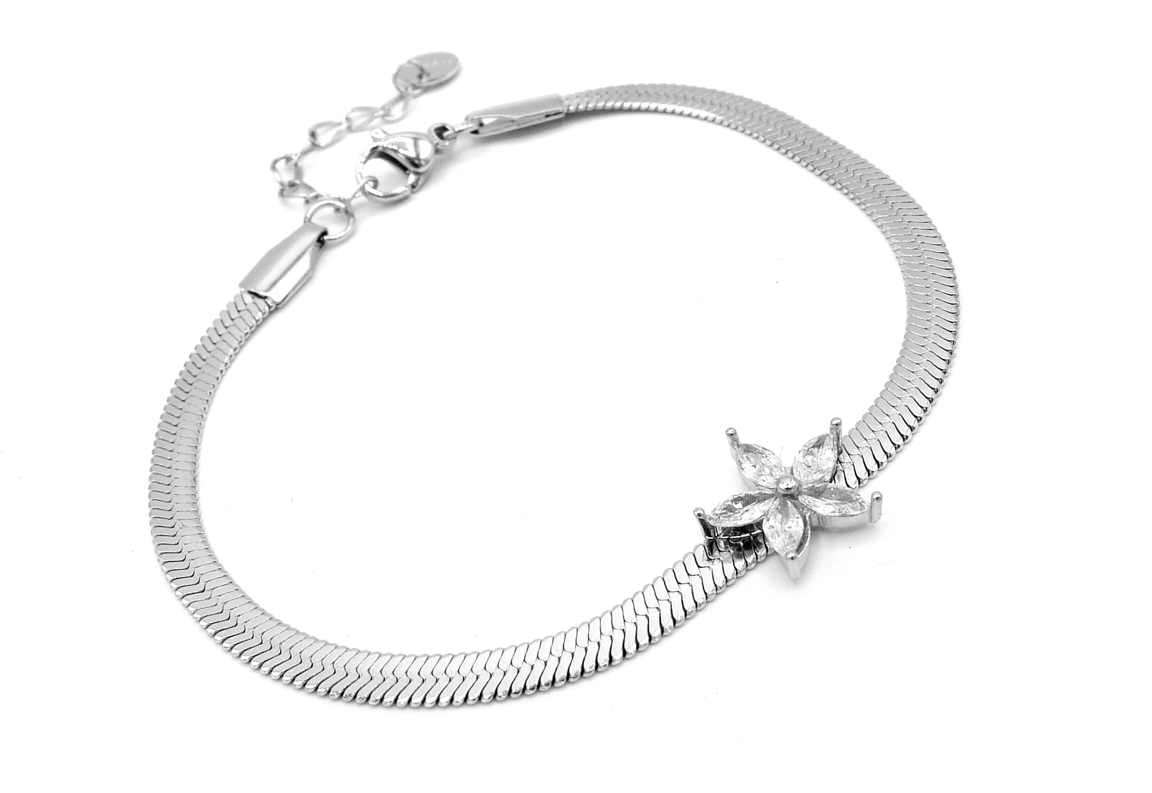 Steel Jewelry Náramek kytička z chirurgické oceli NR231040