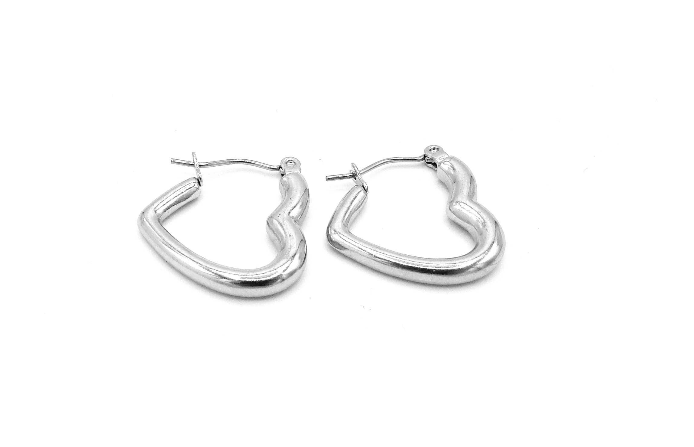 Levně Steel Jewelry Náušnice SRDCE Chirurgická ocel NS240167