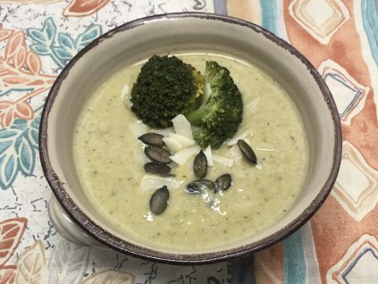 Polévka brokolicová