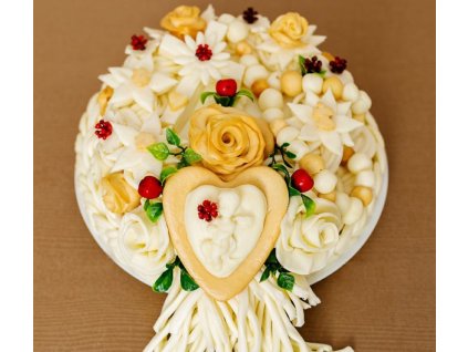 syrova torta mala cirkevna 900x800