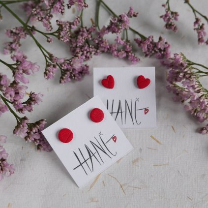 nausnice pecky bodovky malicke pestrobarevne antialergicke polymerove ocel cervena