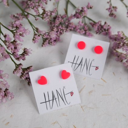 nausnice pecky bodovky malicke pestrobarevne antialergicke polymerove ocel ruzova neon