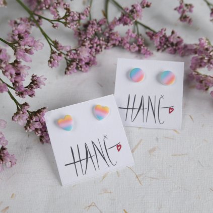 nausnice pecky bodovky malicke pestrobarevne antialergicke polymerove ocel duha (1)