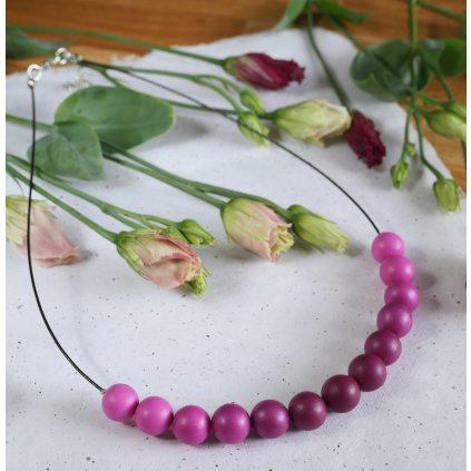 korale nahrdelnik magenta 1