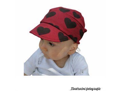 Kšiltovka - ČERNÁ SRDCE NA BORDÓ