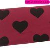 Černá srdce na bordó 982 S3645