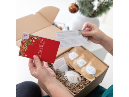 Darčekové balenie Šťastné a Veselé aromalampa a 3 ks voňavých kamienkov s prianím