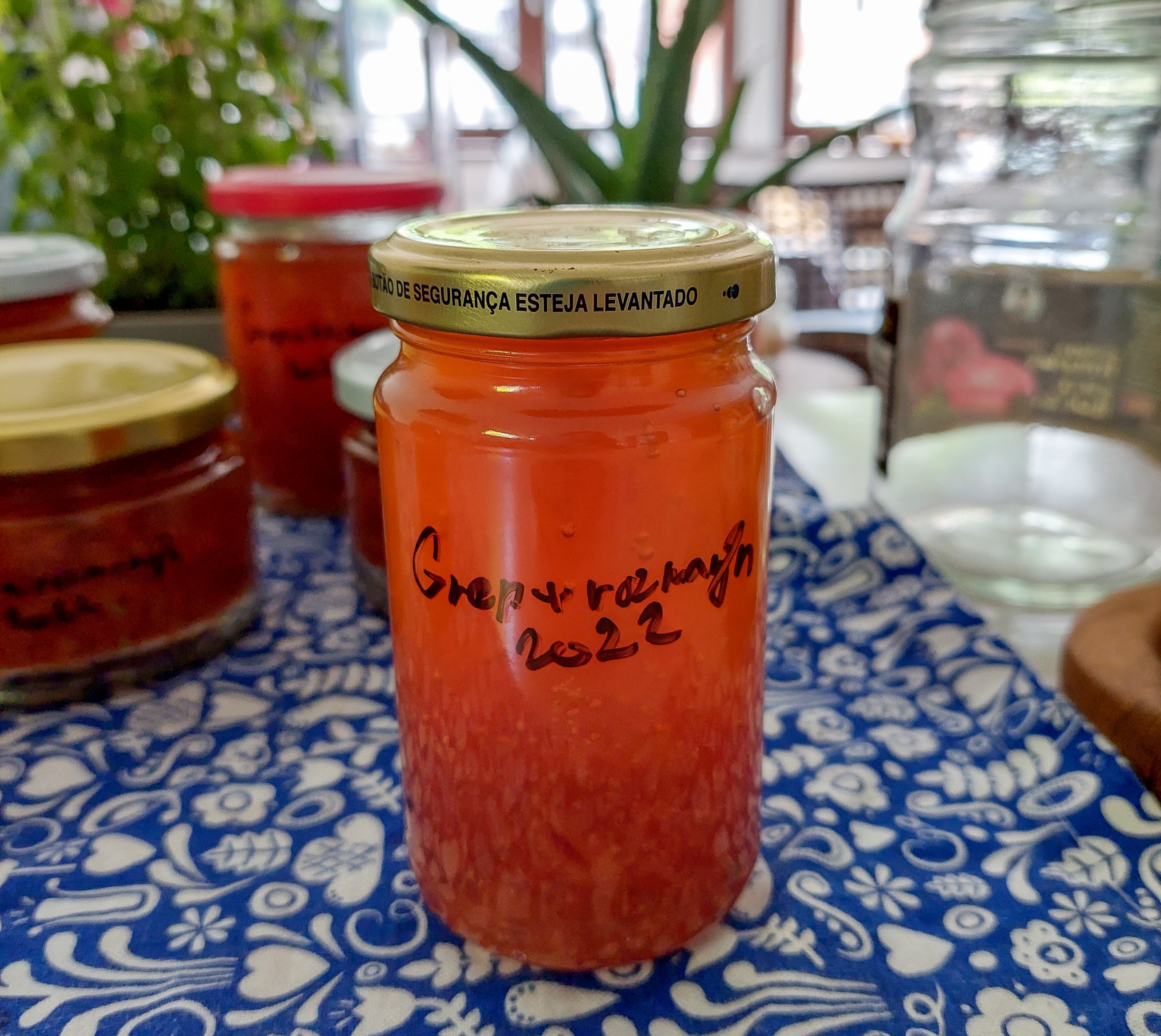 Grepová marmeláda s rozmarýnem