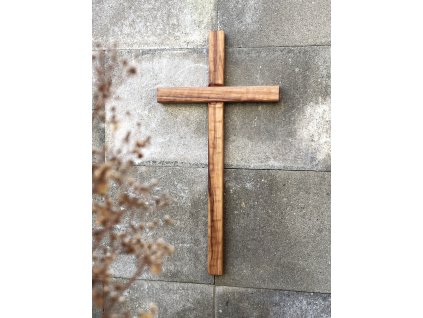 Kříž 50 cm s vrypy č. 100