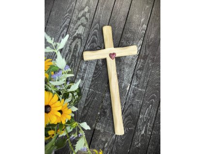 Dubový kříž 50 cm se srdcem č. 135