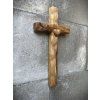Kříž k zavěšení 30 cm se srdcem