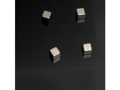 137865 n20011d web 01