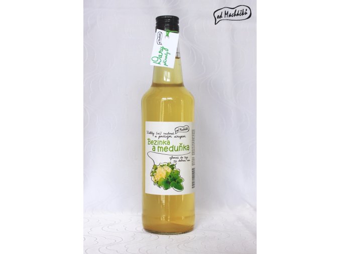 Sirup Bezinka a meduňka 500 ml Od Macháčků