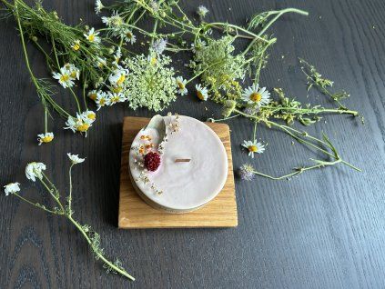 svíčka "béžová"