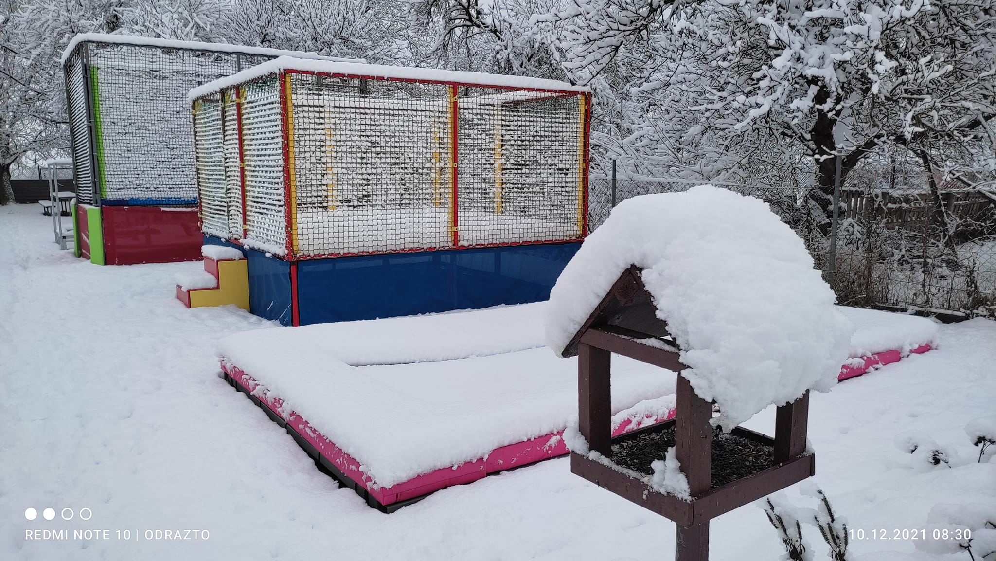 Trampolíny v zime