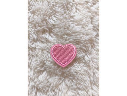 Nažehlovačka srdíčko 2,5 cm