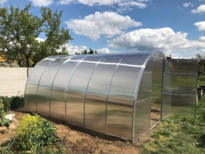 Polykarbonátový skleník IGEL ESTRAGON 8 x 3 m, 4 mm + Predmontáž polykarbonátu na čelá skleníka zadarmo