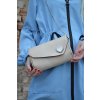 Kožená listová  / crossbody kabelka s drevom ZUZIČKA a tulipániky béžová