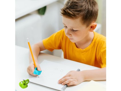 Conis ergonomická pomůcka pro výuku psaní pro malé předškoláky sada 10 kusů pro leváky i praváky 1