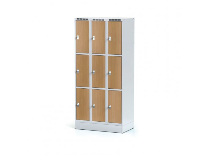 Šatní skříňka na soklu s úložnými boxy, 9 boxů 300 mm, laminované dveře buk, cylindrický zámek