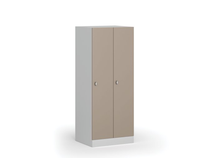 Snížená šatní skříňka, 2 oddíly, 1500 x 600 x 500 mm, otočný zámek, béžové dveře