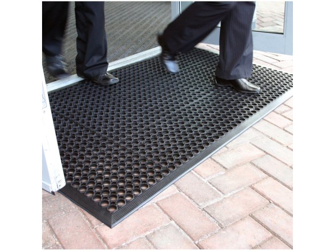 gumova vstupni rohoz s vyraznym protismykovym povrchem 60 x 90 cm 6220