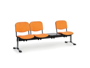 Čalouněná lavice do čekáren VIVA, 3-sedák, se stolkem, oranžová, chromované nohy