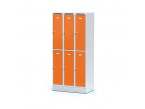 Kovová šatní skříňka na soklu s úložnými boxy, 6 boxů, oranžové dveře, otočný zámek