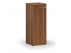 Nízká kancelářská skříň s dveřmi PRIMO WOOD, 1087 x 400 x 420 mm, ořech