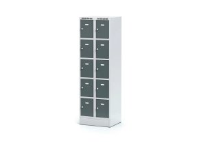 satni skrinka s uloznymi boxy na soklu 10 boxu 1920 x 600 x 500 mm cylindricky zamek tmave sede dvere 125913