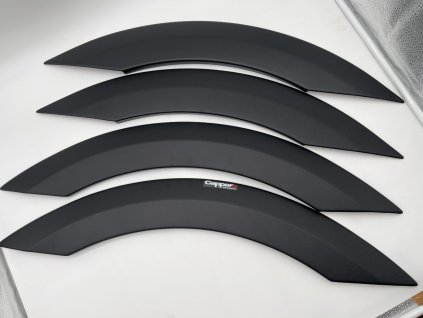 11439 dtc 4 dielna sada rozsireni blatnikov pre mercedes sprinter w907 4x4