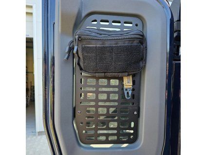 maly panel molle na drzwi bison gear