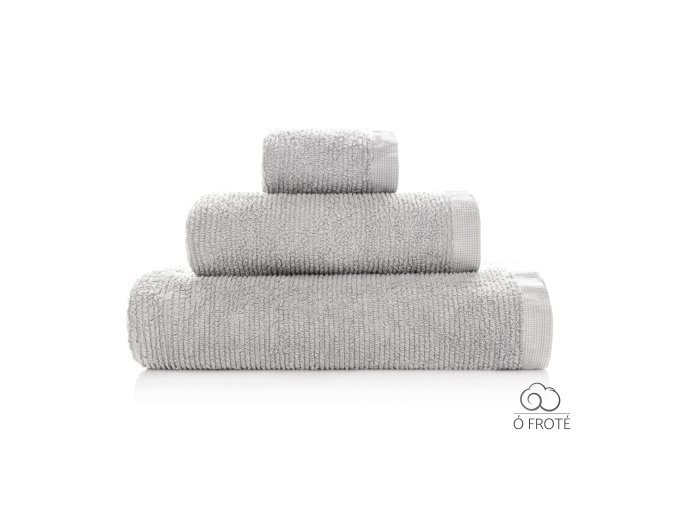 Froté osuška Sorema Ribbon 550 gsm Silver (šedá)