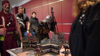 Na našem stánku na Pražském Comic Conu je žívo! Můžete to s námi oslavit slevou 10% u nás na eshopu po zadání kódu CCOC10!...