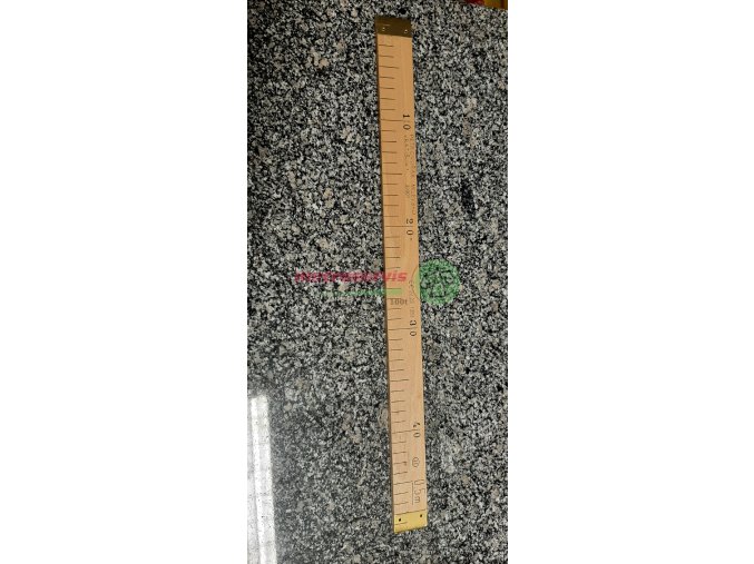 Dřevěný cejchovaný půlmetr plochý 0,5 m