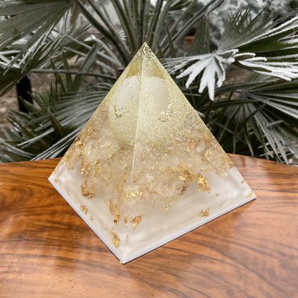 Pyramida OHORAI ~ Královna andělů